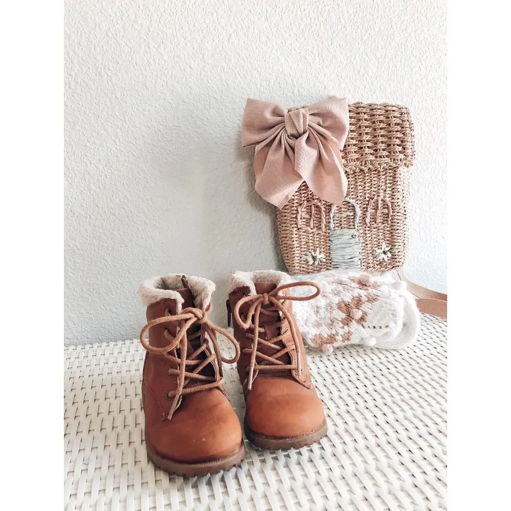 Wandering In The Woods Lace Up Stacked Heel Boots 8